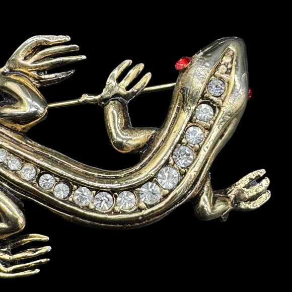 Vintage Gold Tone Brooch Pin Lizard Red stones Eyes and Clear Stones Spine READ - Picture 3 of 5